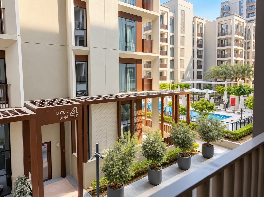 Modern 2BR | Huge Layout | Vacant Ready - photo 1