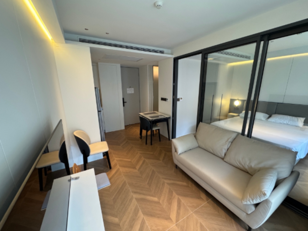 Tropical Living Redefined at Sunshine | One Bedroom Apartment - photo 1