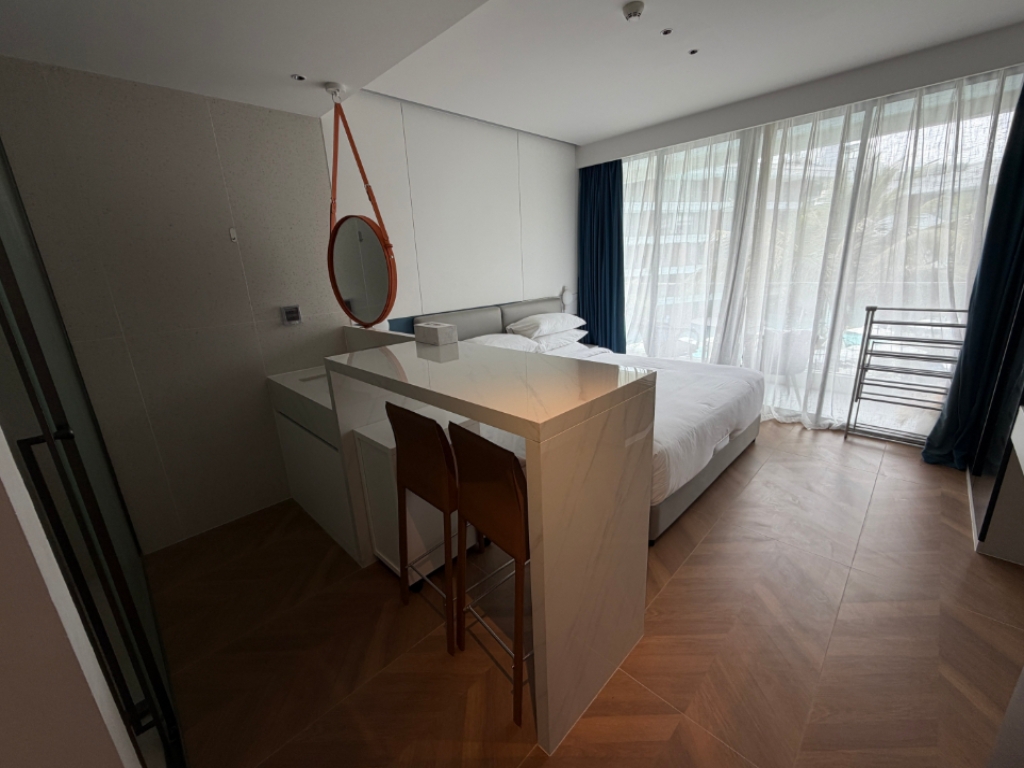 Live the Sunshine Coastline | Studio Apartment - photo 1