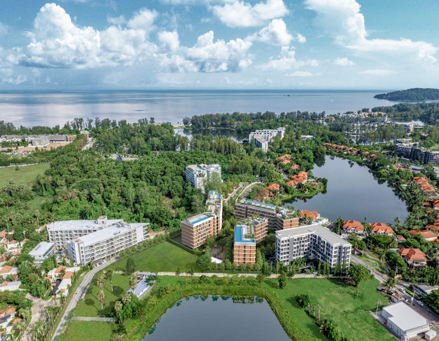 A Life of Lakeside Serenity | Three Bedroom Apartment - photo 1